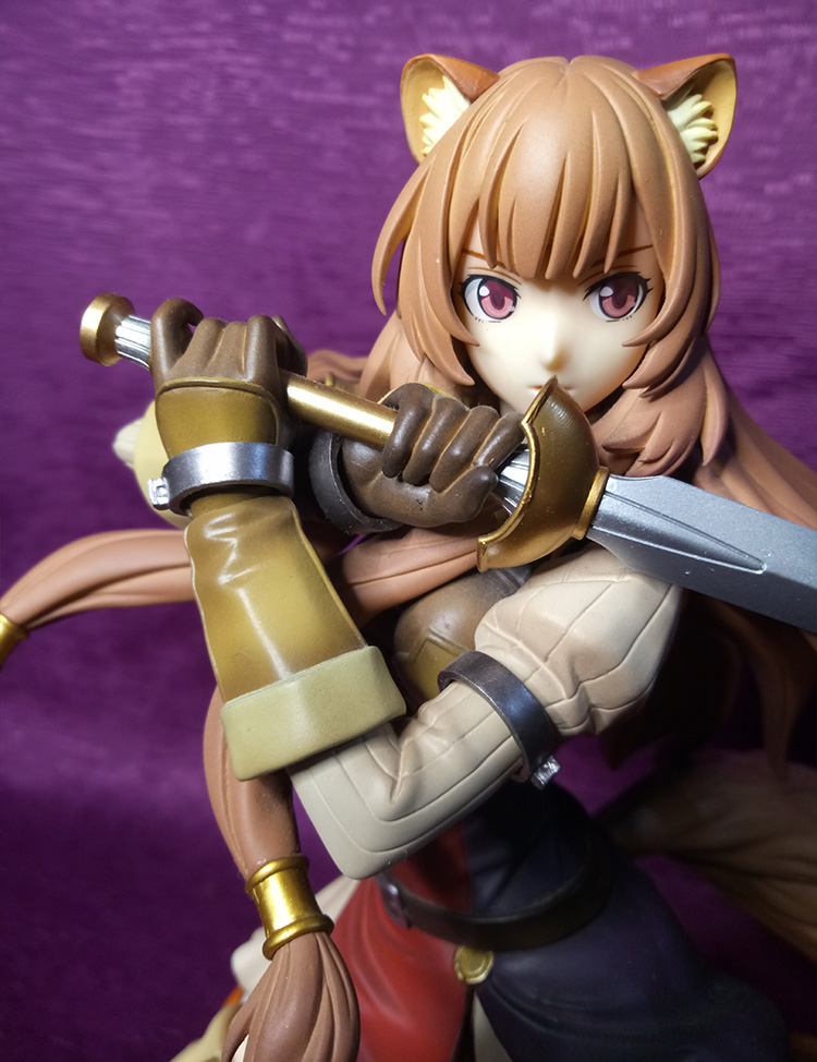 raphtalia kotobukiya holding sword