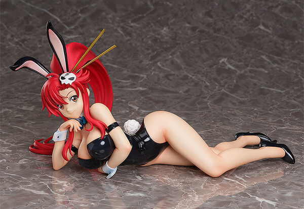 yoko littner bare leg bunny